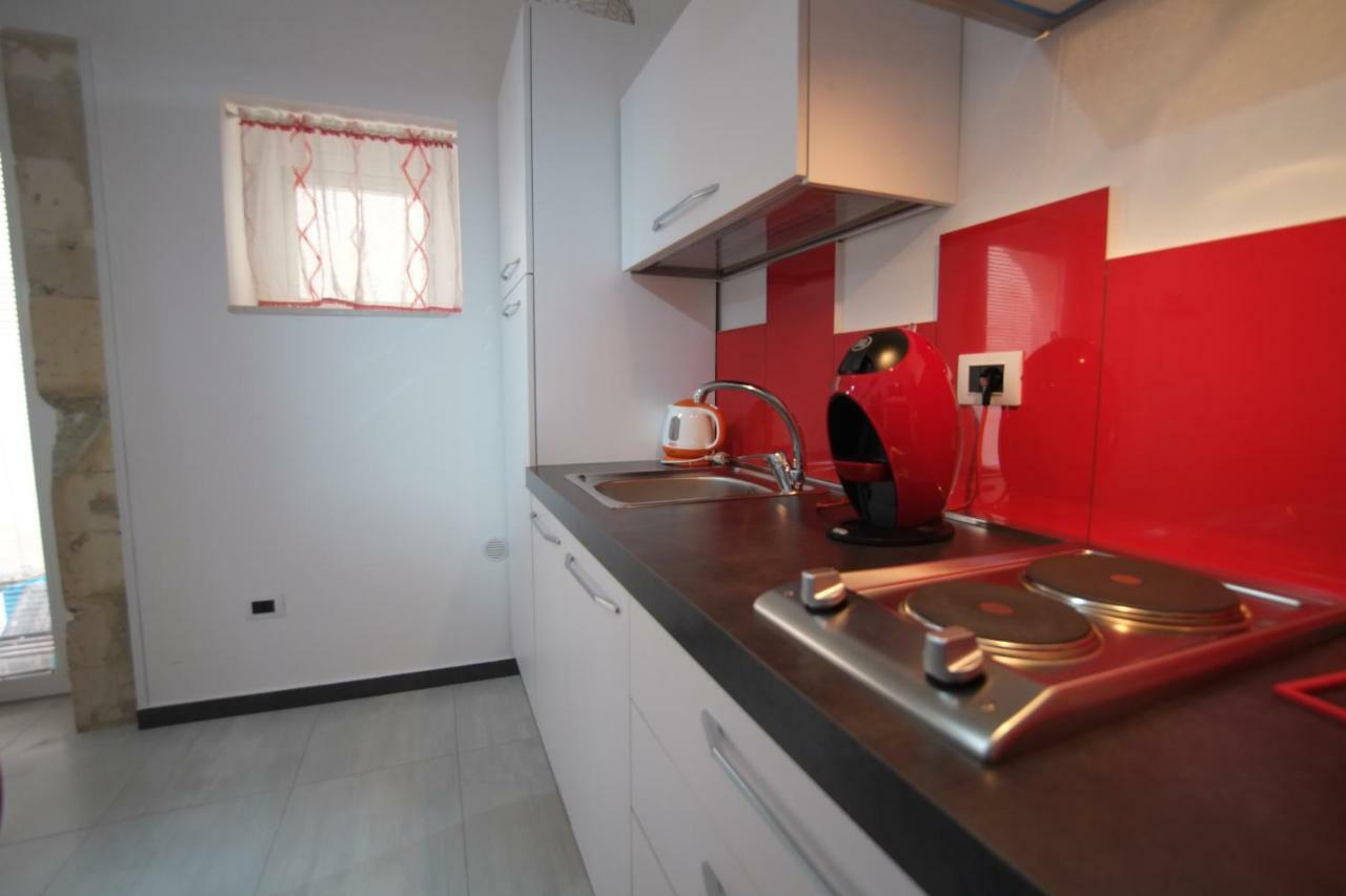 Corte Spagnola Fuoco Syracuse Luaran gambar